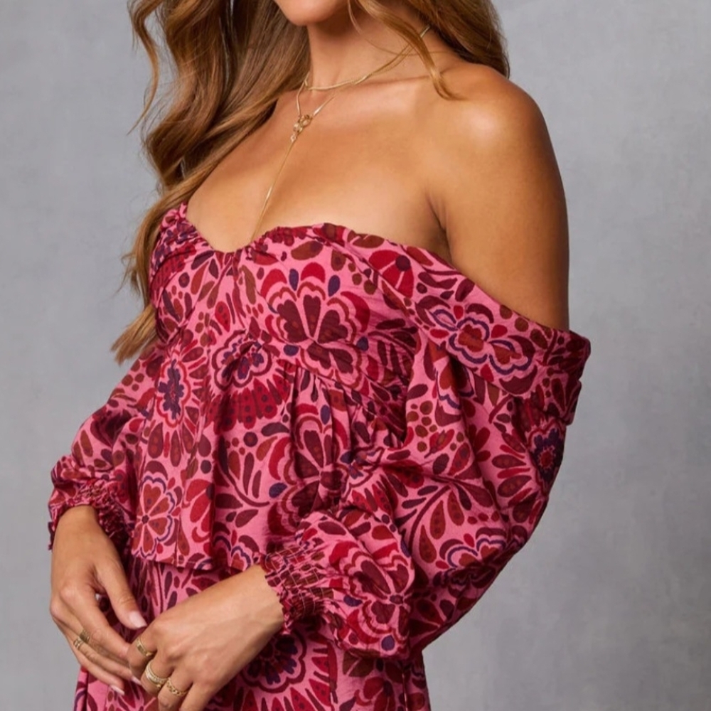 VICI Pink Red Floral Off Shoulder Peplum Boho Blouse NWOT Medium